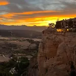 Feriehus Casa Monumental - Minirutas A Pie Al Casco Historico