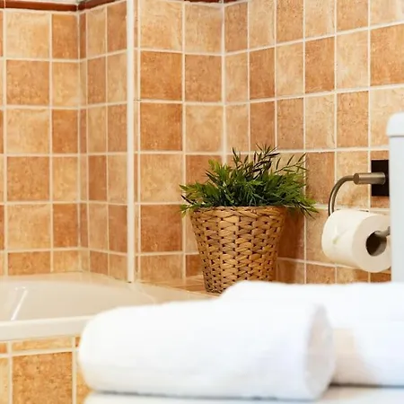 Casa Monumental - Minirutas A Pie Al Casco Historico