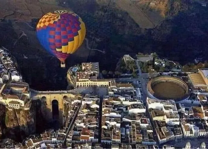 度假居 Casa Monumental - Minirutas A Pie Al Casco Historico 龙达